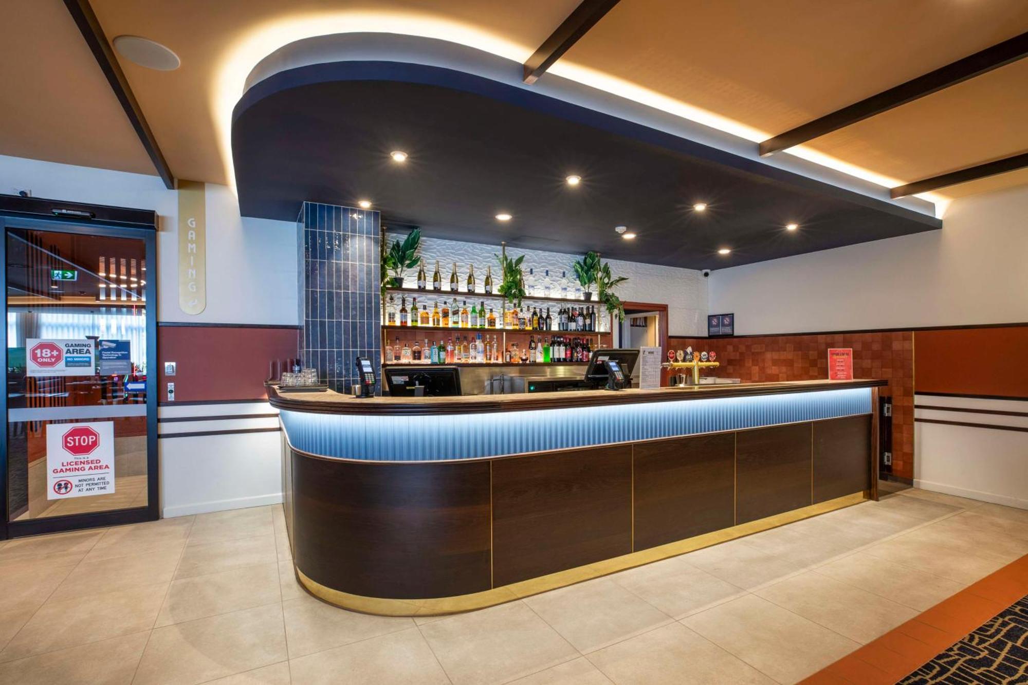 Nightcap At Rex Hotel Аделаида Экстерьер фото
